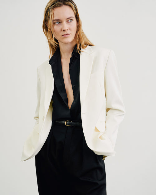 ADELE BLAZER IN ADELE BLAZER
