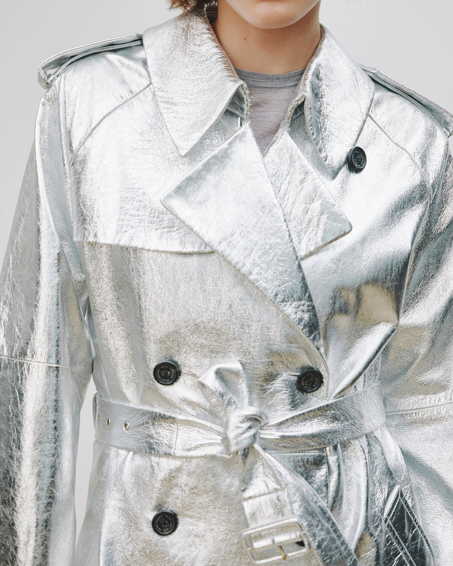 METALLIC SILVER