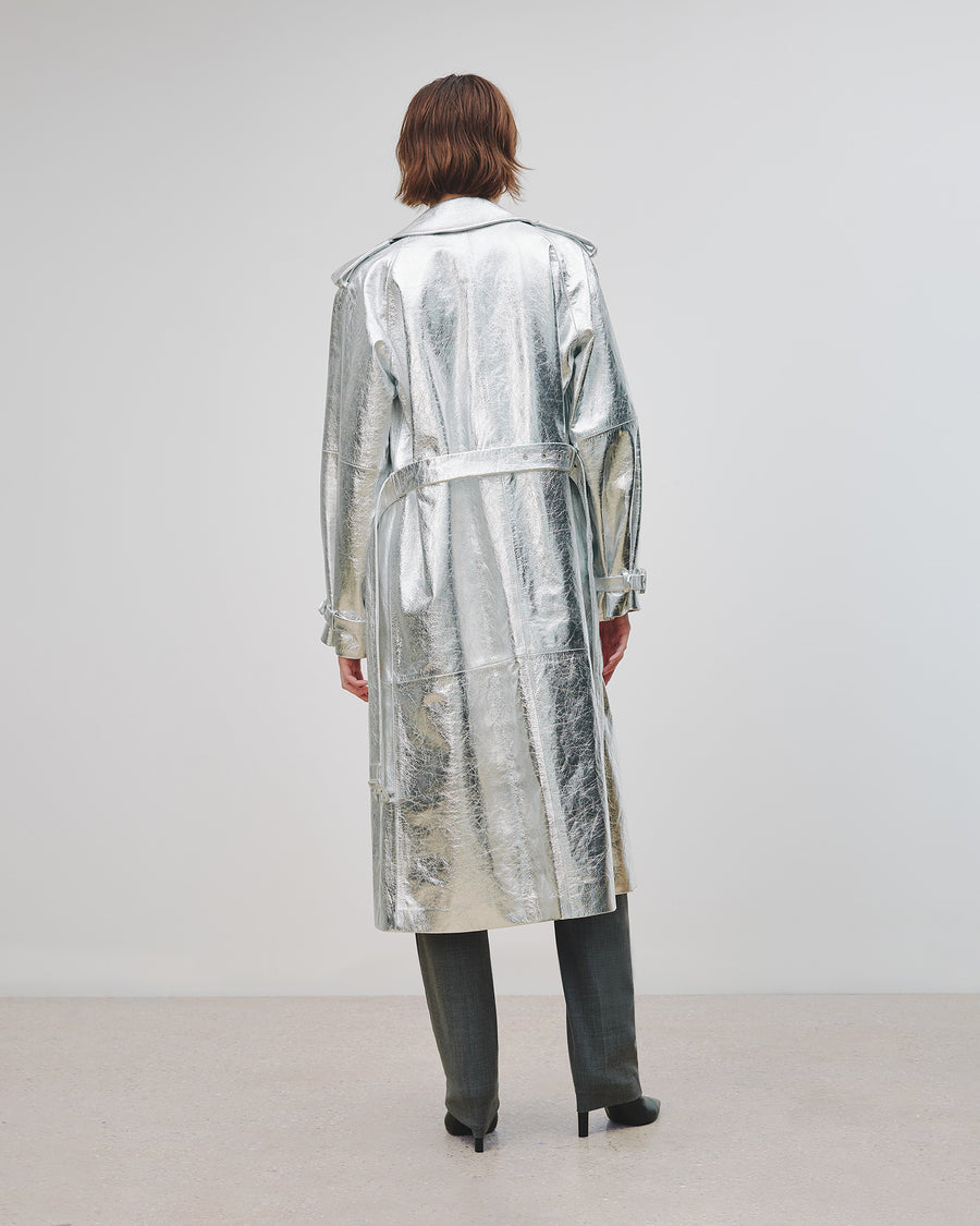 METALLIC SILVER