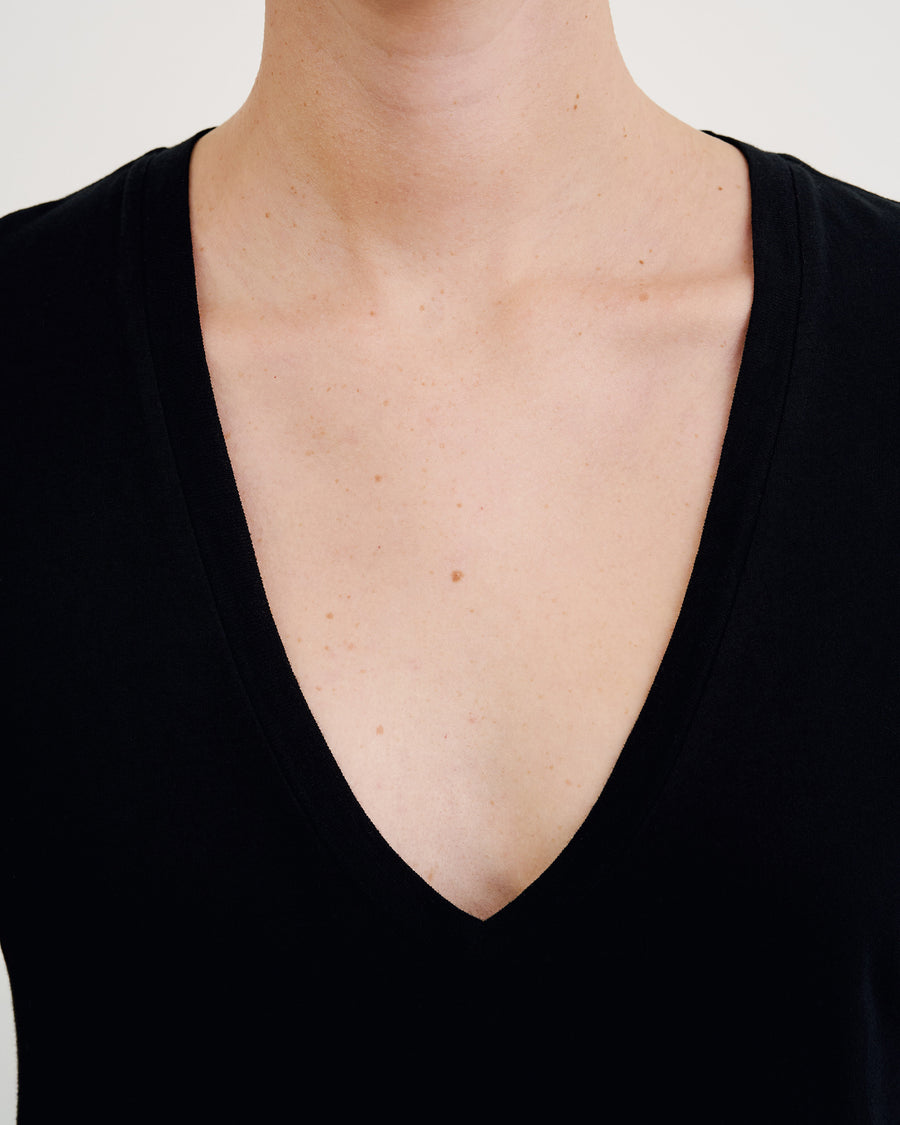 CAROL VNECK TEE SHIRT