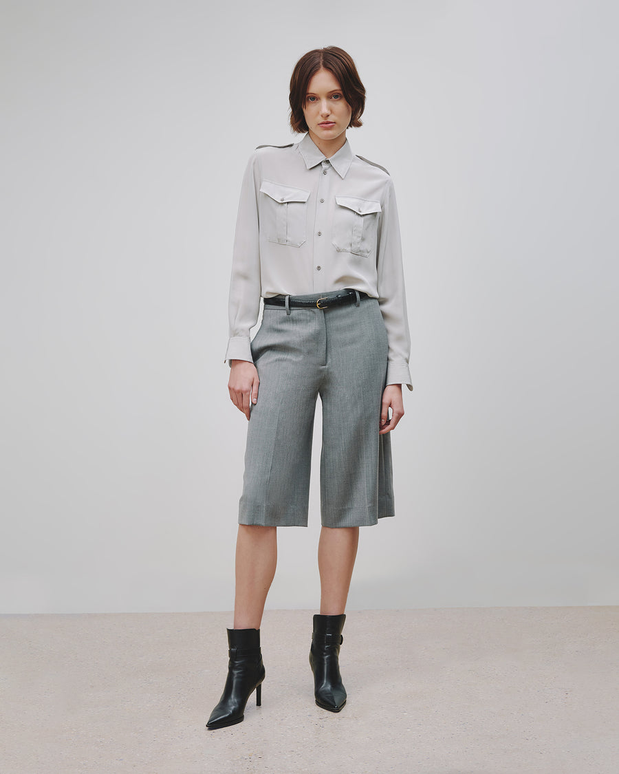 LIGHT GREY