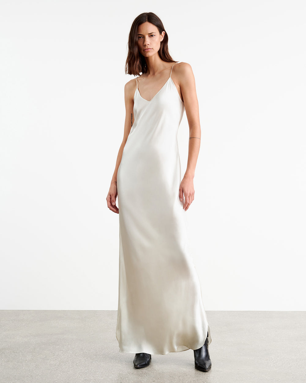 CAMI SILK GOWN IN IVORY