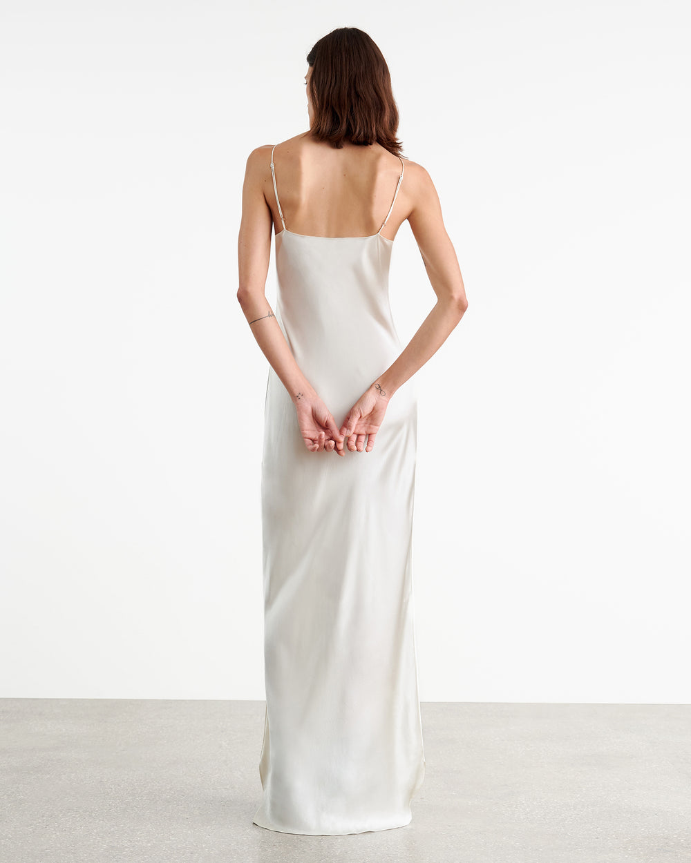 CAMI SILK GOWN IN IVORY