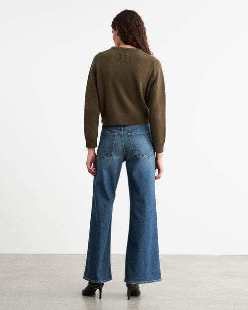 MARLENE JEAN IN CLASSIC WASH
