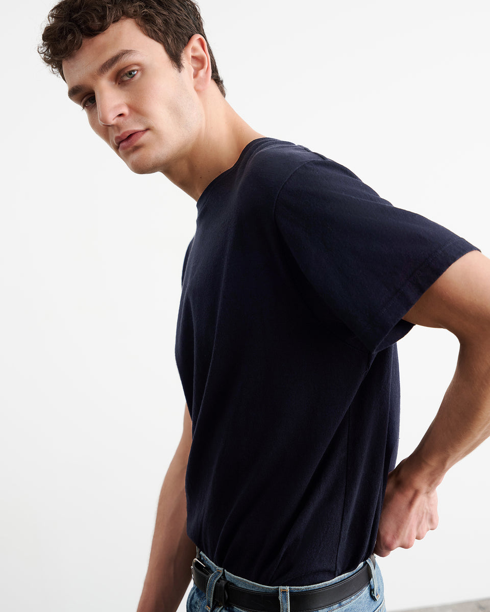 BRANDON TEE IN DARK NAVY