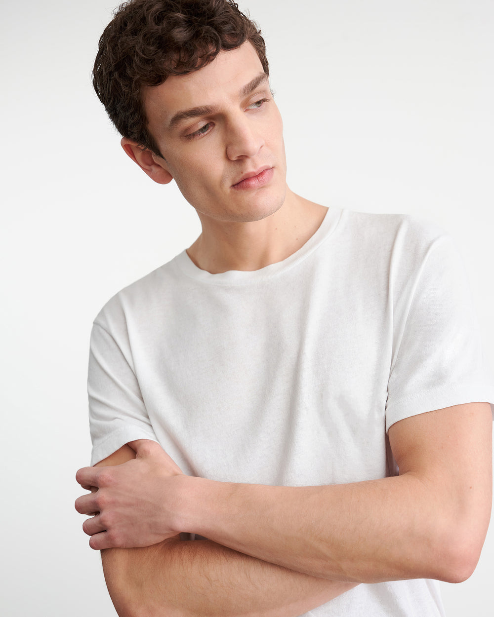 BRADLEY TEE IN WHITE