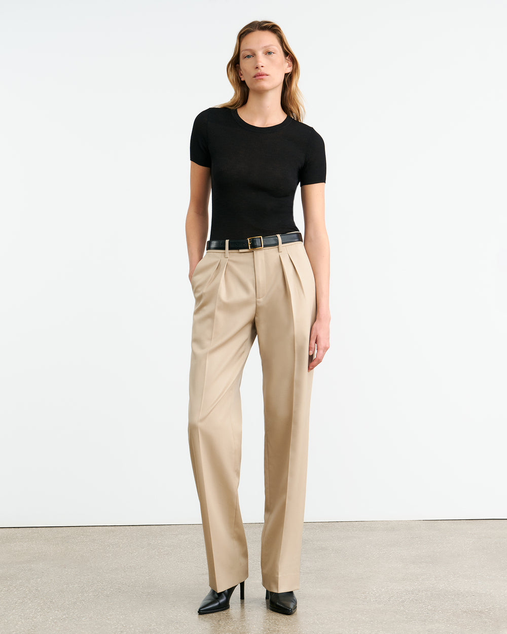 HETTIE SILK KNIT TEE IN BLACK