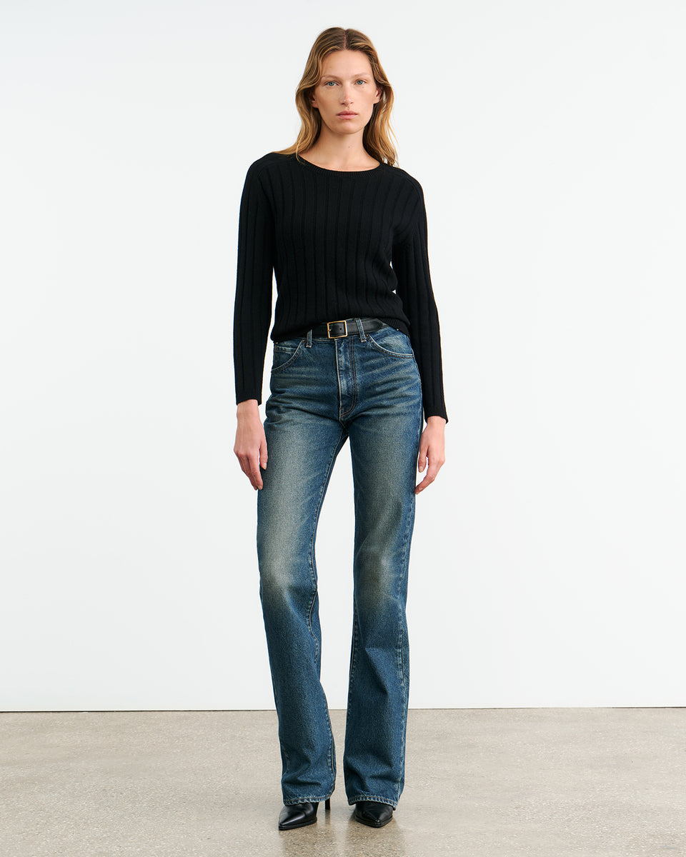 ALISE SWEATER IN BLACK