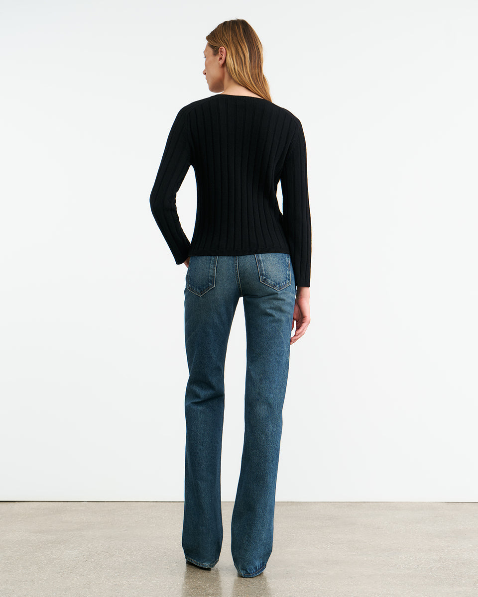 ALISE SWEATER IN BLACK