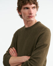 JULIUS CASHMERE SWEATER IN DARK MOSS
