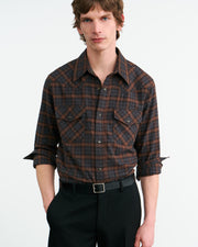 TRAVIS BUTTON UP SHIRT IN HAZELNUT/GRAPHITE PLAID