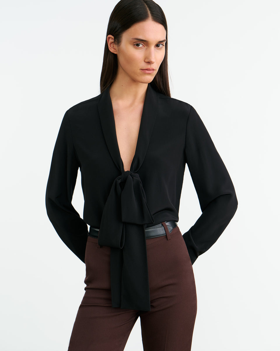 ANGELIQUE SILK BLOUSE IN BLACK