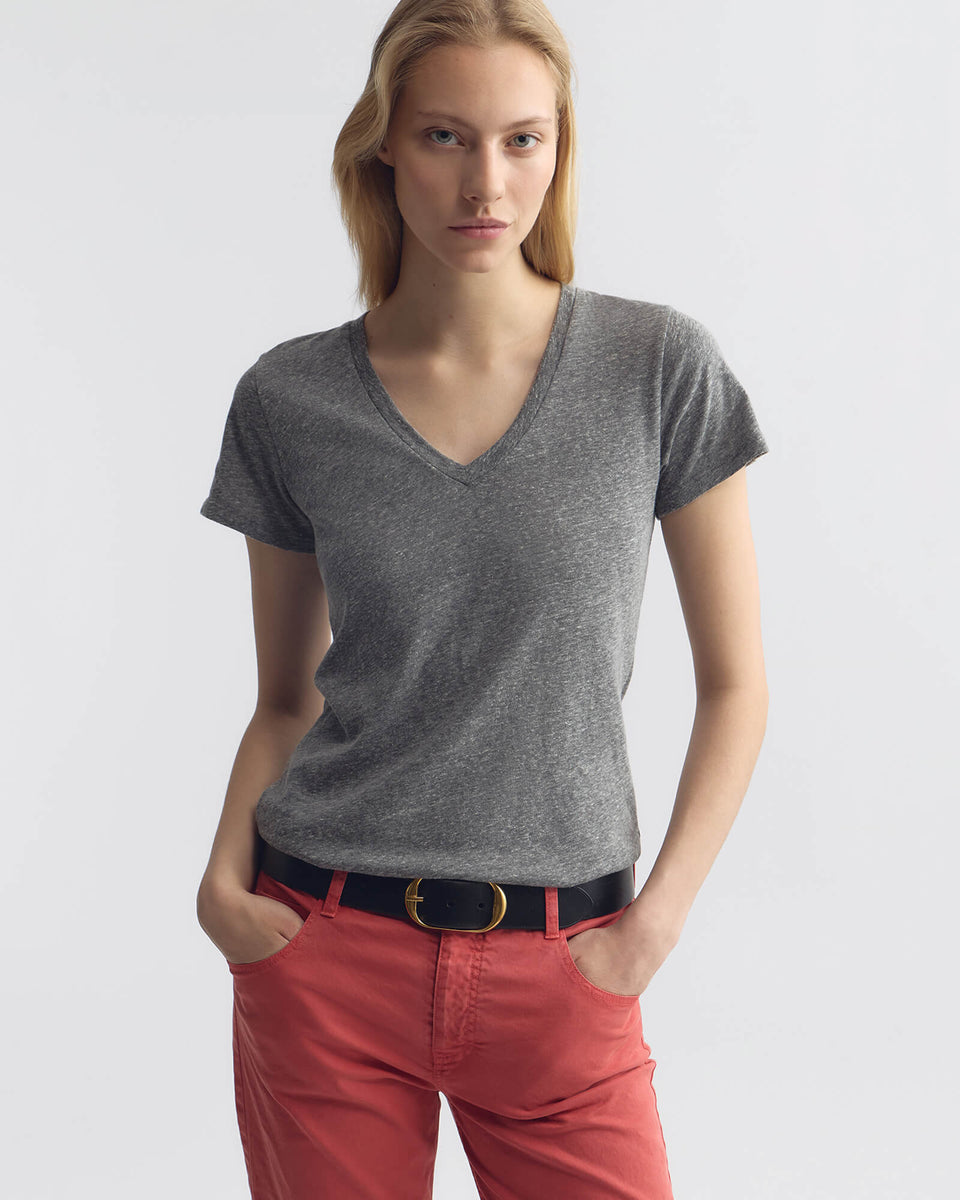 CAROL VNECK TEE SHIRT IN HEATHER GREY