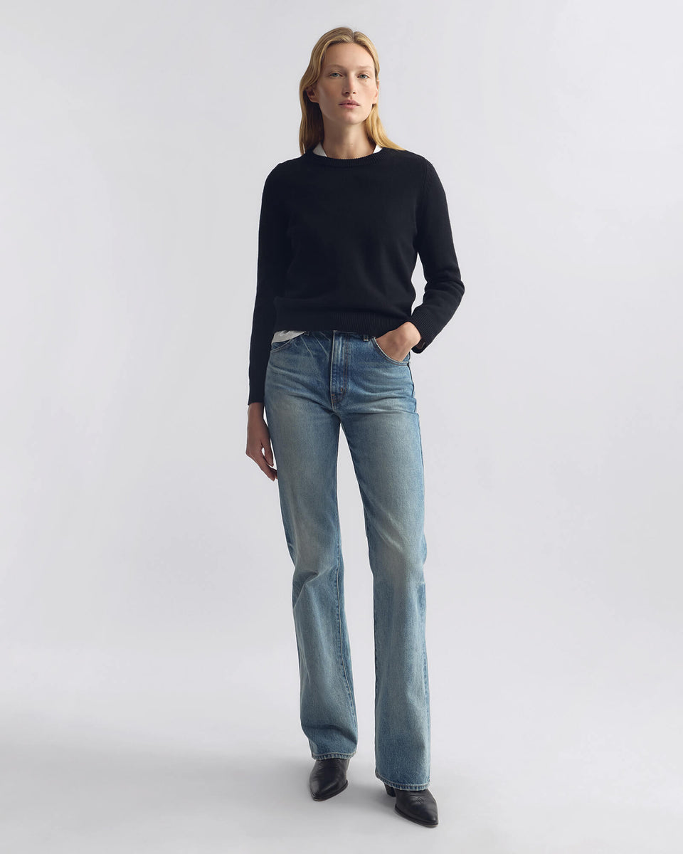 VENUS CASHMERE SWEATER IN BLACK