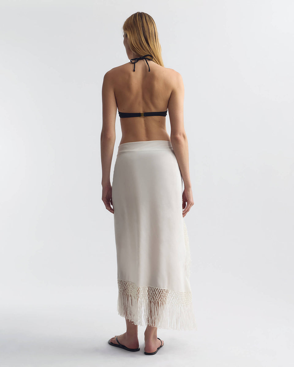 SQUARE SILK SCARF IN IVORY