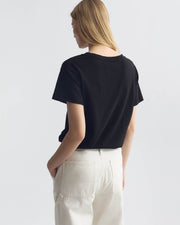 BRADY TEE IN CARBON