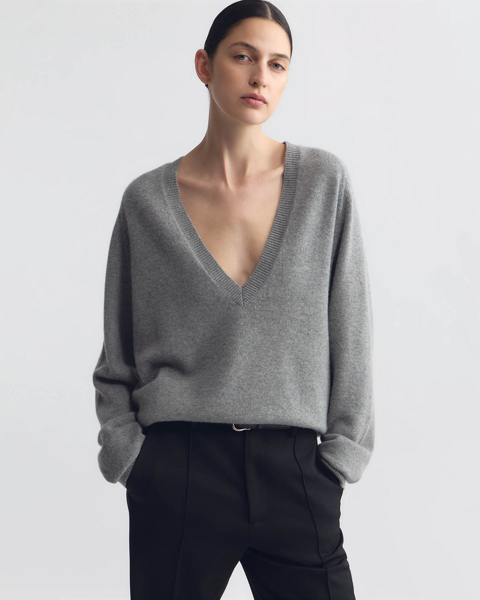 FERON CASHMERE SWEATER IN PEBBLE GREY HEATHER