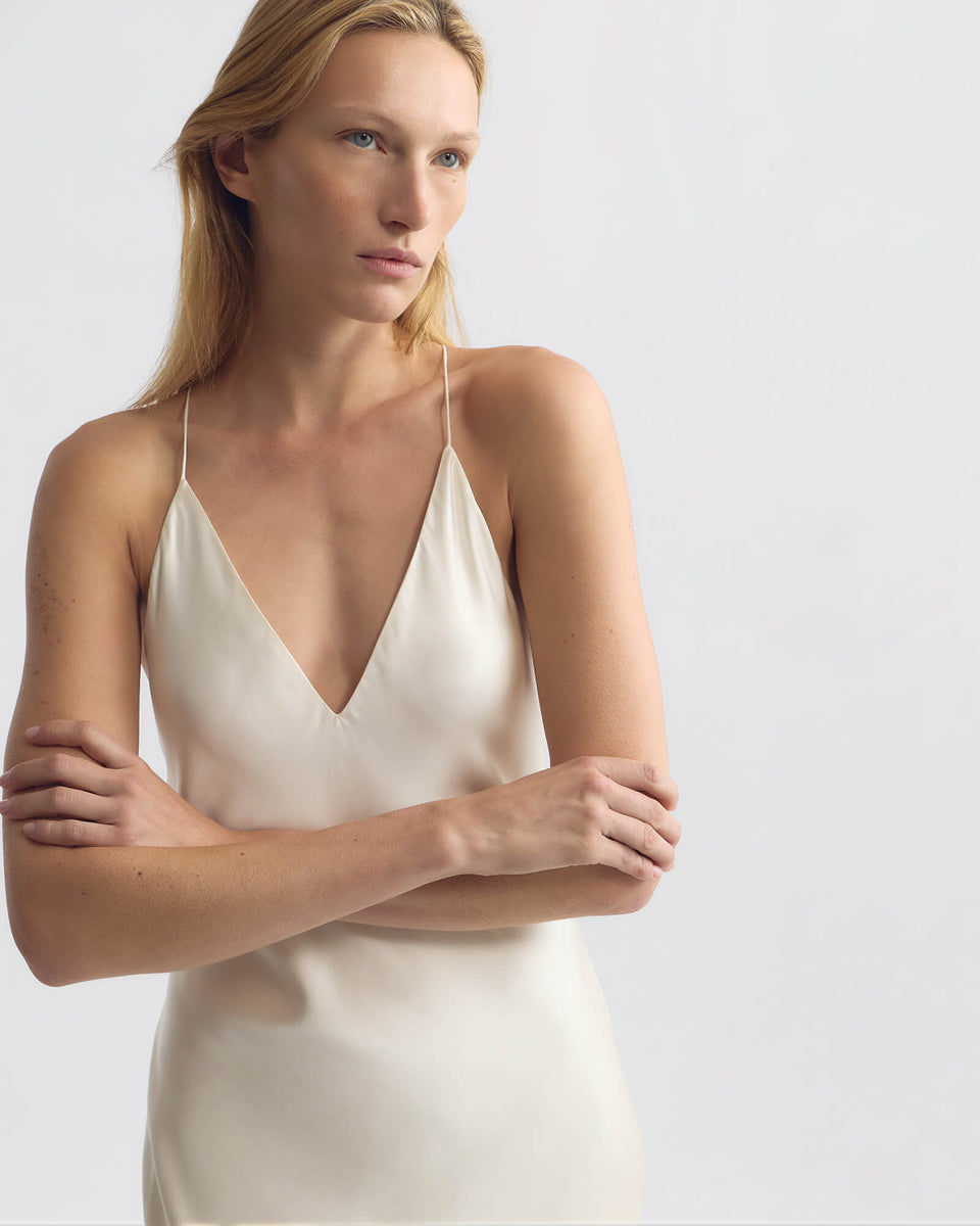 IRA SILK GOWN IN IVORY