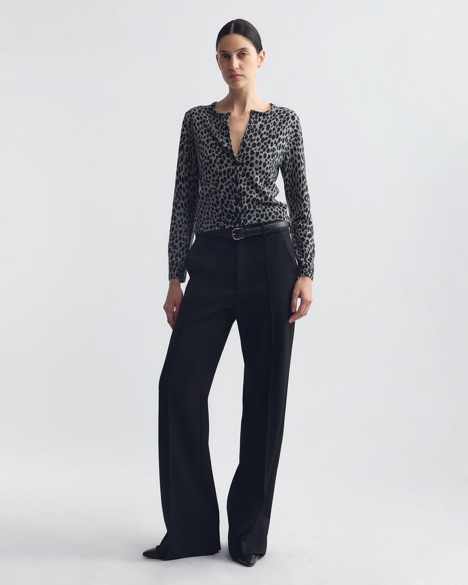 KEELAH CASHMERE CARDIGAN IN PEBBLE GREY HEATHER/BLACK CHEETAH