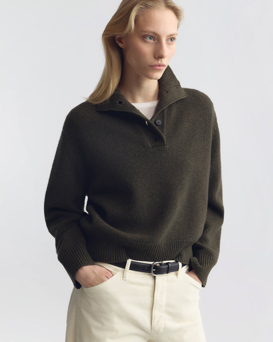 RENATA WOOL SWEATER IN DARK PINE MELANGE