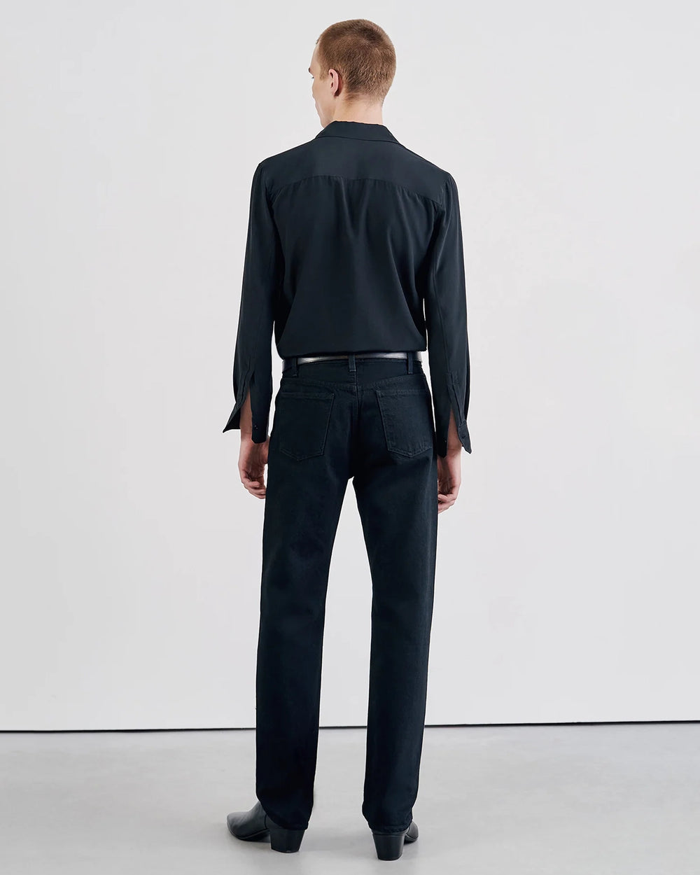 VITUS SHIRT IN BLACK