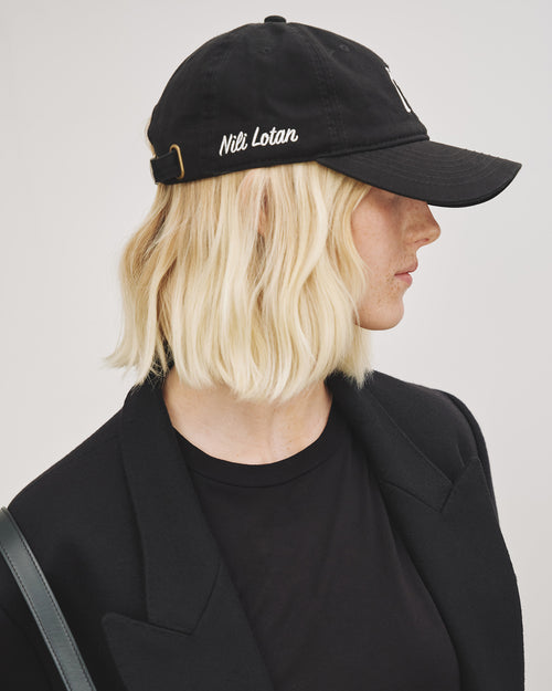 BASEBALL HAT IN BASEBALL HAT
