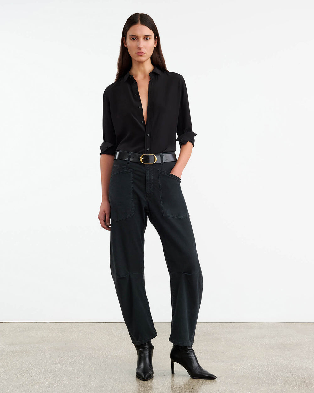 SHON PANT IN CARBON