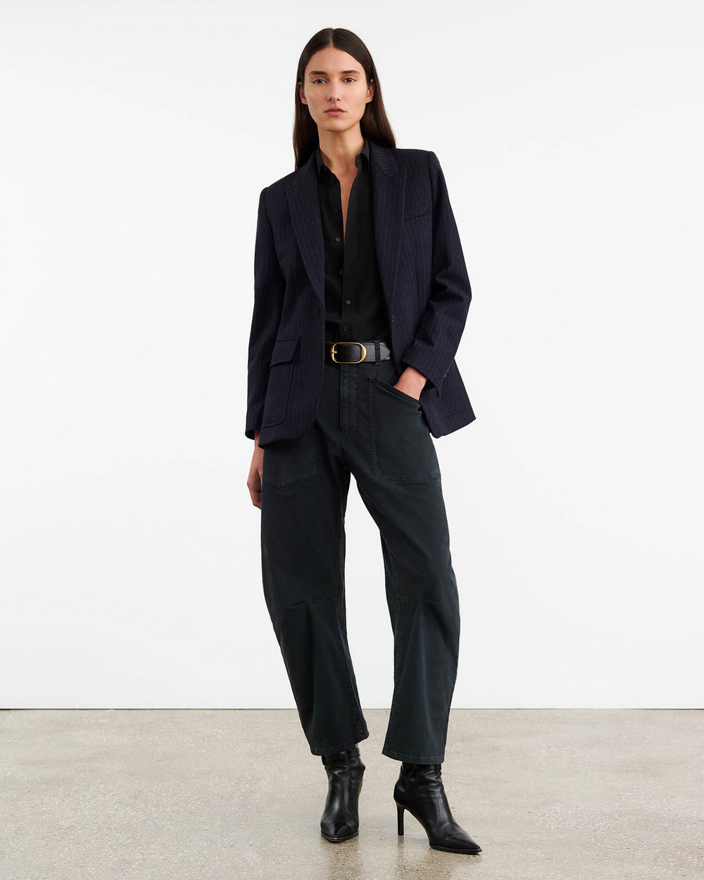 SHON PANT IN CARBON