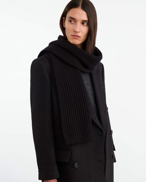 DIMA CASHMERE SCARF IN BLACK