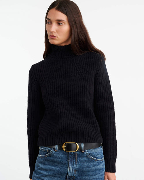 BRONWYN TURTLENECK SWEATER IN DARK NAVY
