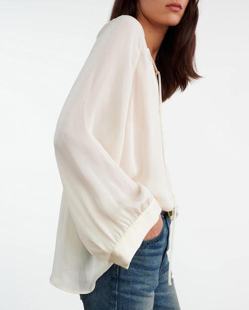 ACADIA SILK BLOUSE IN IVORY