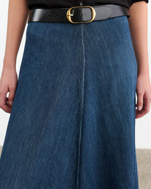 ASTRID DENIM SKIRT IN CLASSIC WASH