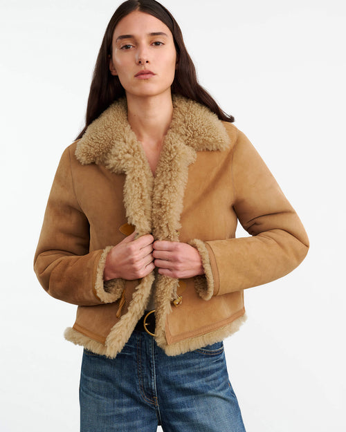 BENOITE SHEARLING JACKET IN CAMEL