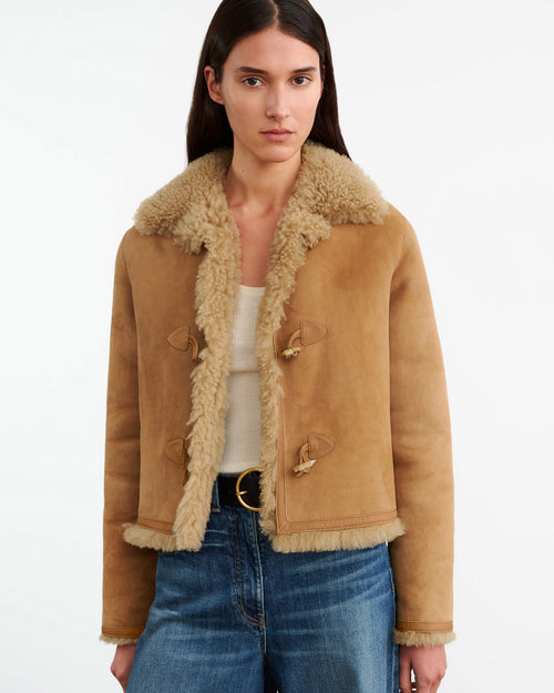 BENOITE SHEARLING JACKET IN CAMEL