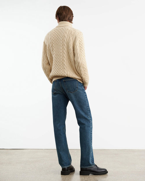 DEWEY TURTLENECK SWEATER IN WHEAT