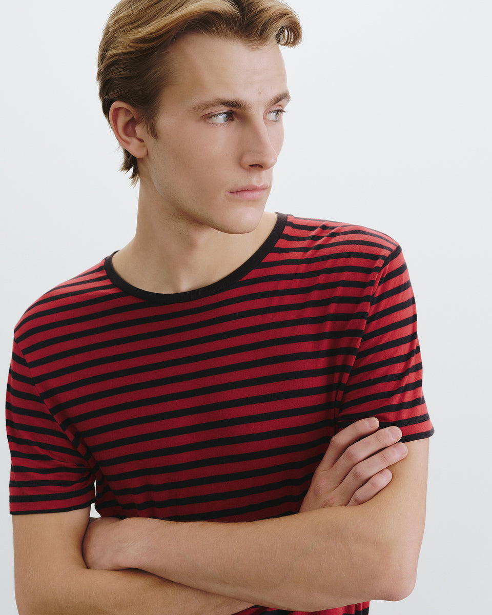 PIERRE T-SHIRT IN BLACK/ RED STRIPE