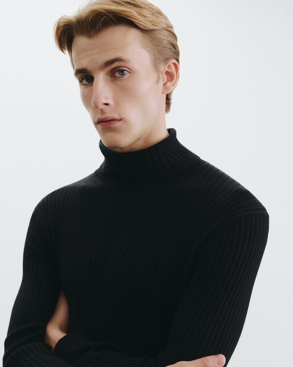COLE CASHMERE TURTLENECK SWEATER IN BLACK