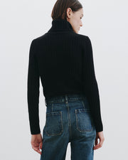 DESSIE CASHMERE SWEATER IN BLACK