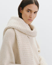 MORRISSEY SCARF IN IVORY/BEIGE MOULINE