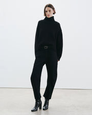 OMAIRA SWEATER IN BLACK