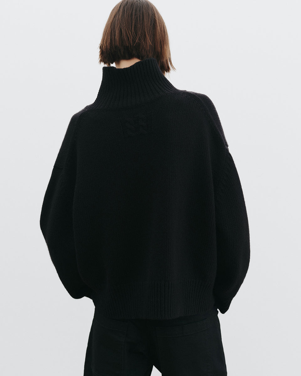 OMAIRA SWEATER IN BLACK