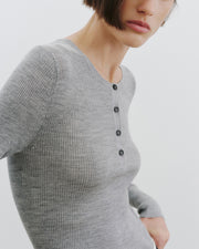 KLARISE HENLEY KNIT IN MEDIUM GREY MELANGE