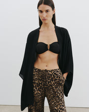 KIMA SILK KIMONO IN BLACK