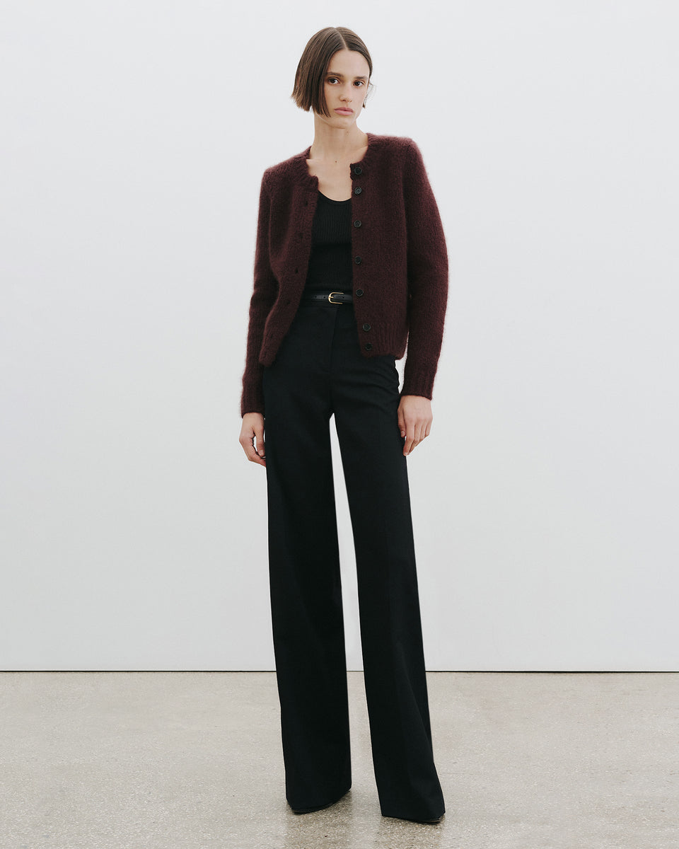SASKIA CASHMERE CARDIGAN IN BURGUNDY