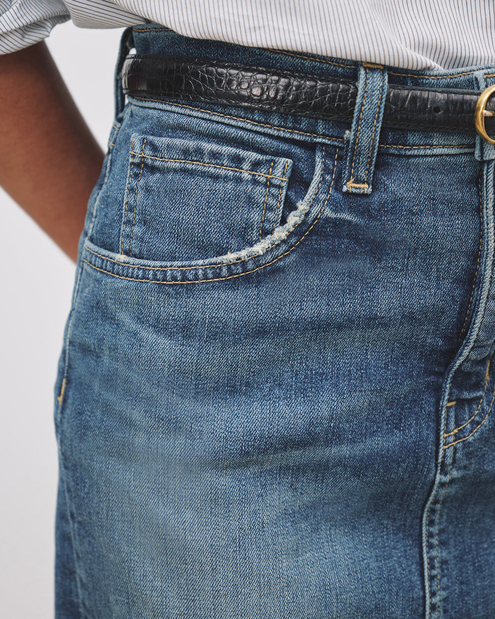 MICAH DENIM SKIRT IN CLASSIC WASH