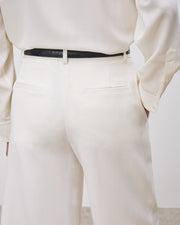 ERZA SHORT IN WHITE