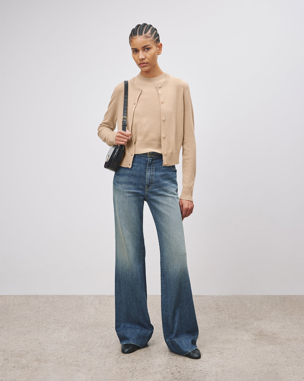 MARCH CASHMERE CARDIGAN IN TAUPE