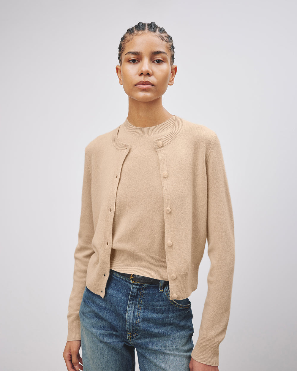 MARCH CASHMERE CARDIGAN IN TAUPE