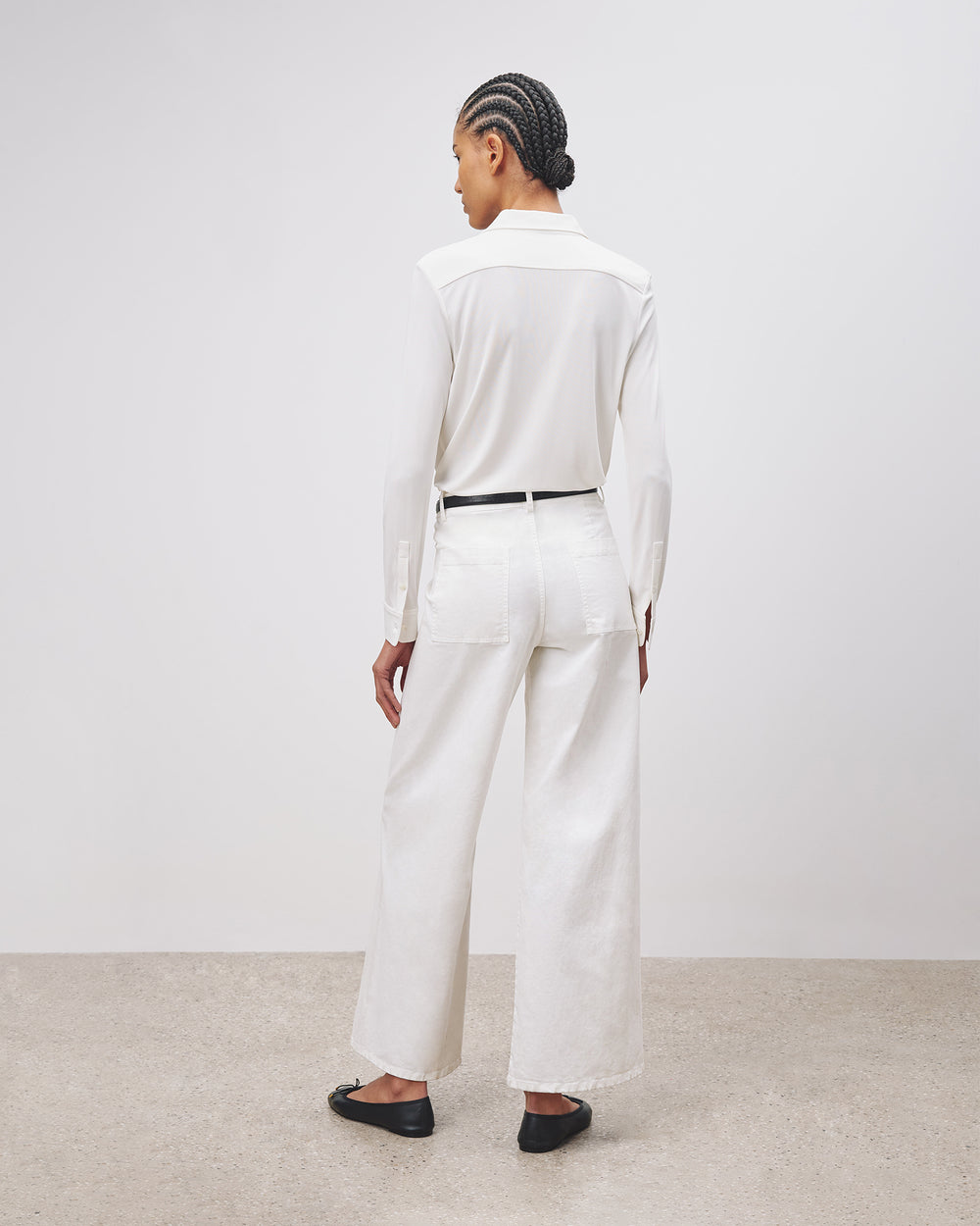 MEGAN PANT IN WHITE