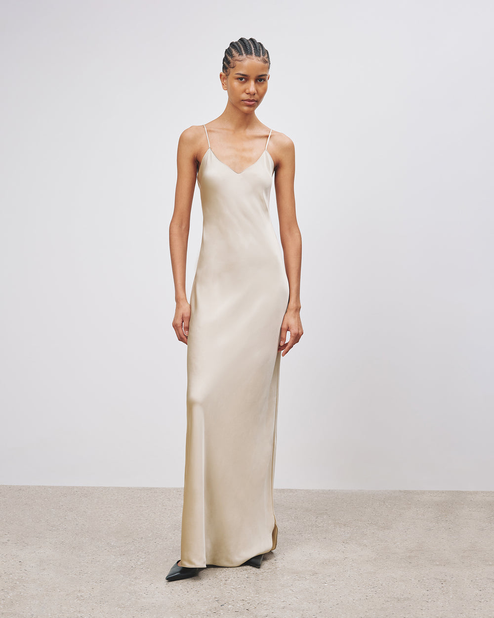 CAMI SILK GOWN IN ROOSEVELT TAN